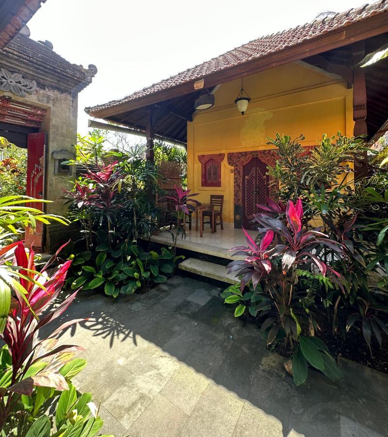 Mawa House Hotel Ubud  Exterior photo